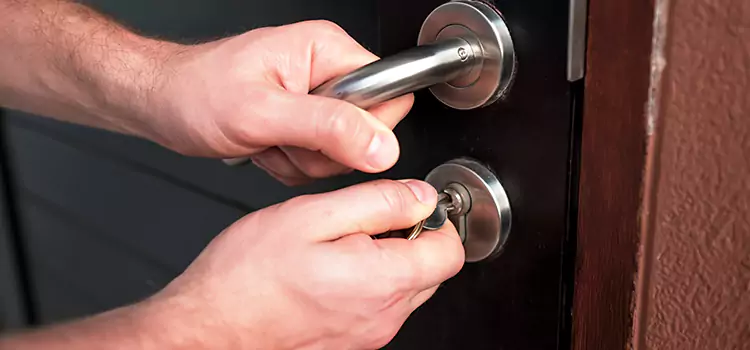 Door Closer Repair & Installation Seguin